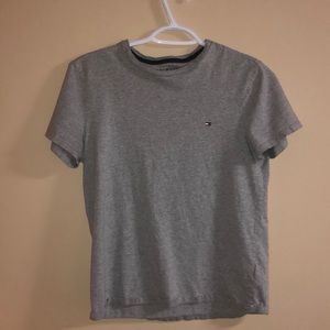 tee shirt from tommy Hilfiger